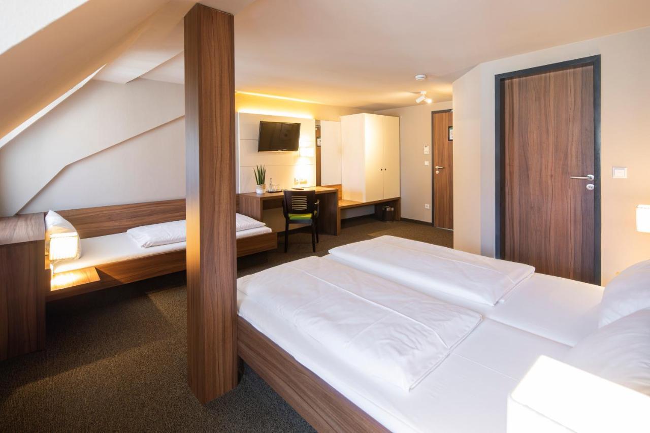 Joesepp'S Hotel Am Hallhof 梅明根 外观 照片