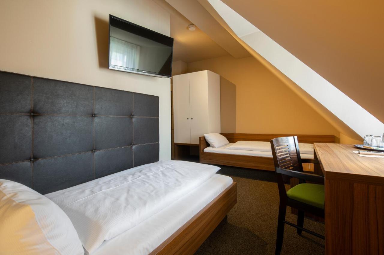 Joesepp'S Hotel Am Hallhof 梅明根 外观 照片